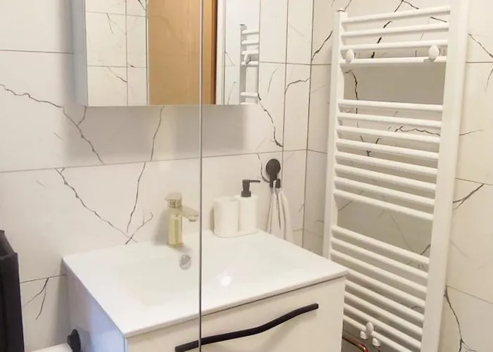 Elegant House In A Beautiful Village * Cerklje ob Krki